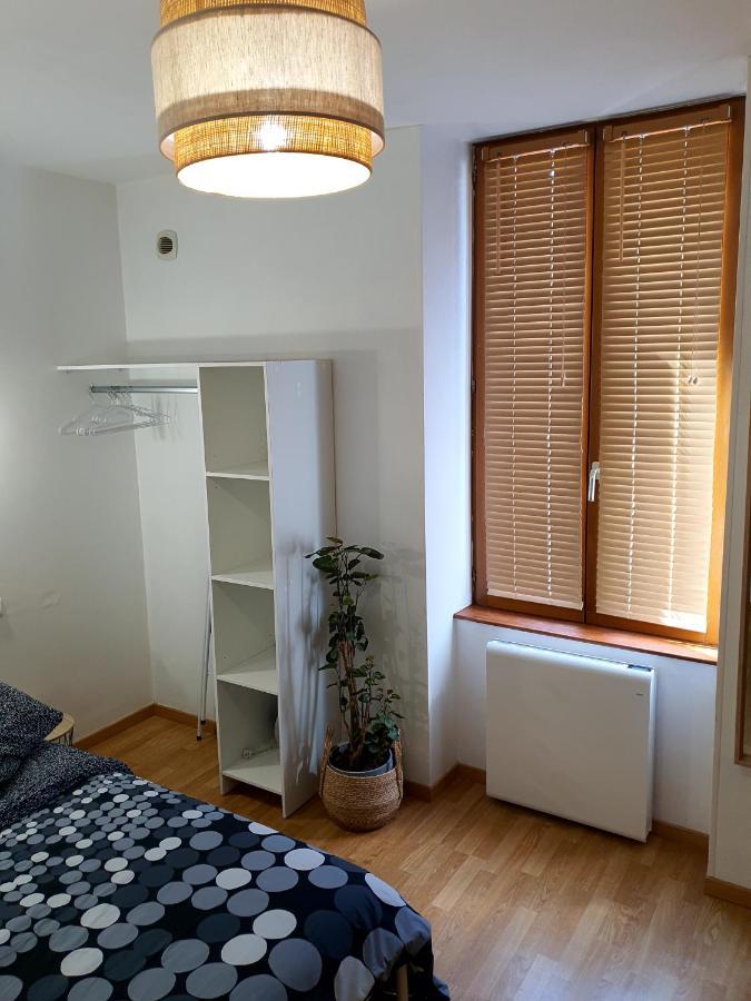 Appartement Cosy Entier, Parking Gratuit Dans La Rue Dijon Kültér fotó